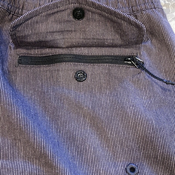 NWOT Athleta 2.5” Board Short - Picture 10 of 10